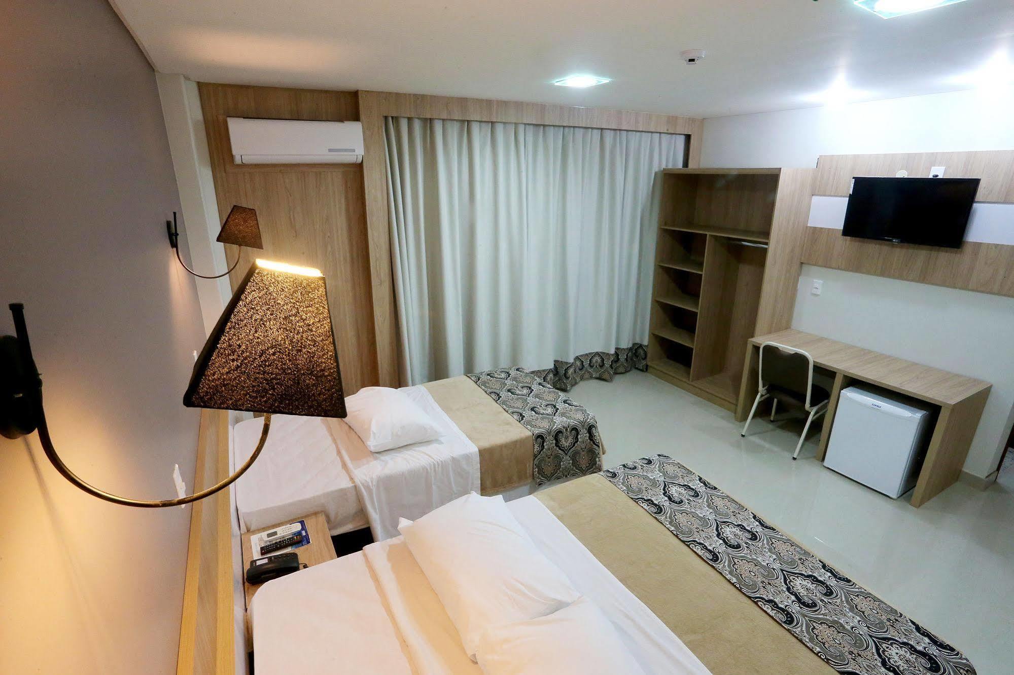 Hotel Plaza Cascavel Cascavel  Buitenkant foto